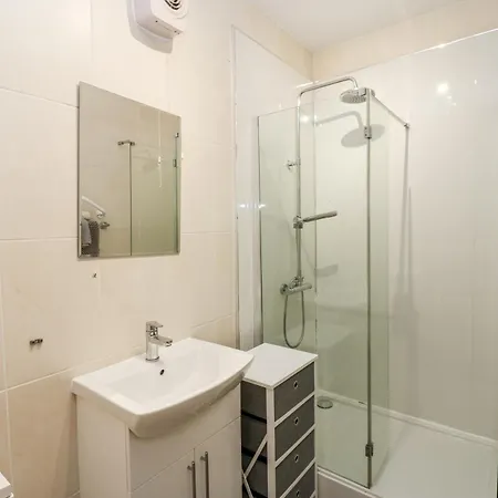 아파트 Flat 1, Omega Court 화이트헤이븐