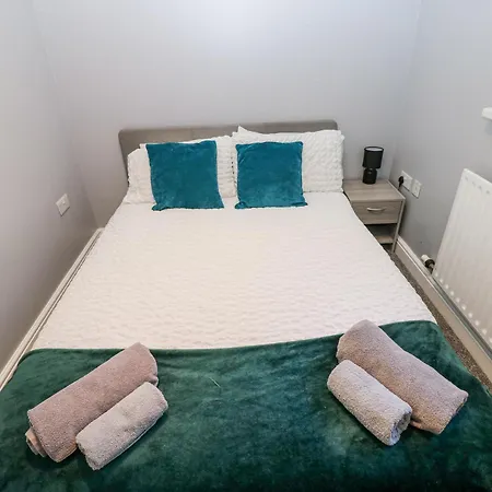 Flat 1, Omega Court *